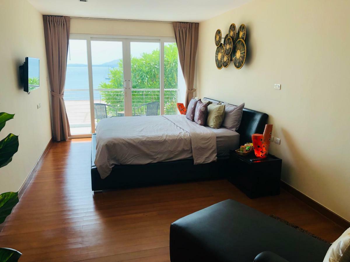D-Lux 4 Bed Beachfront Apartment With Sea View Panwa-stranden Eksteriør billede